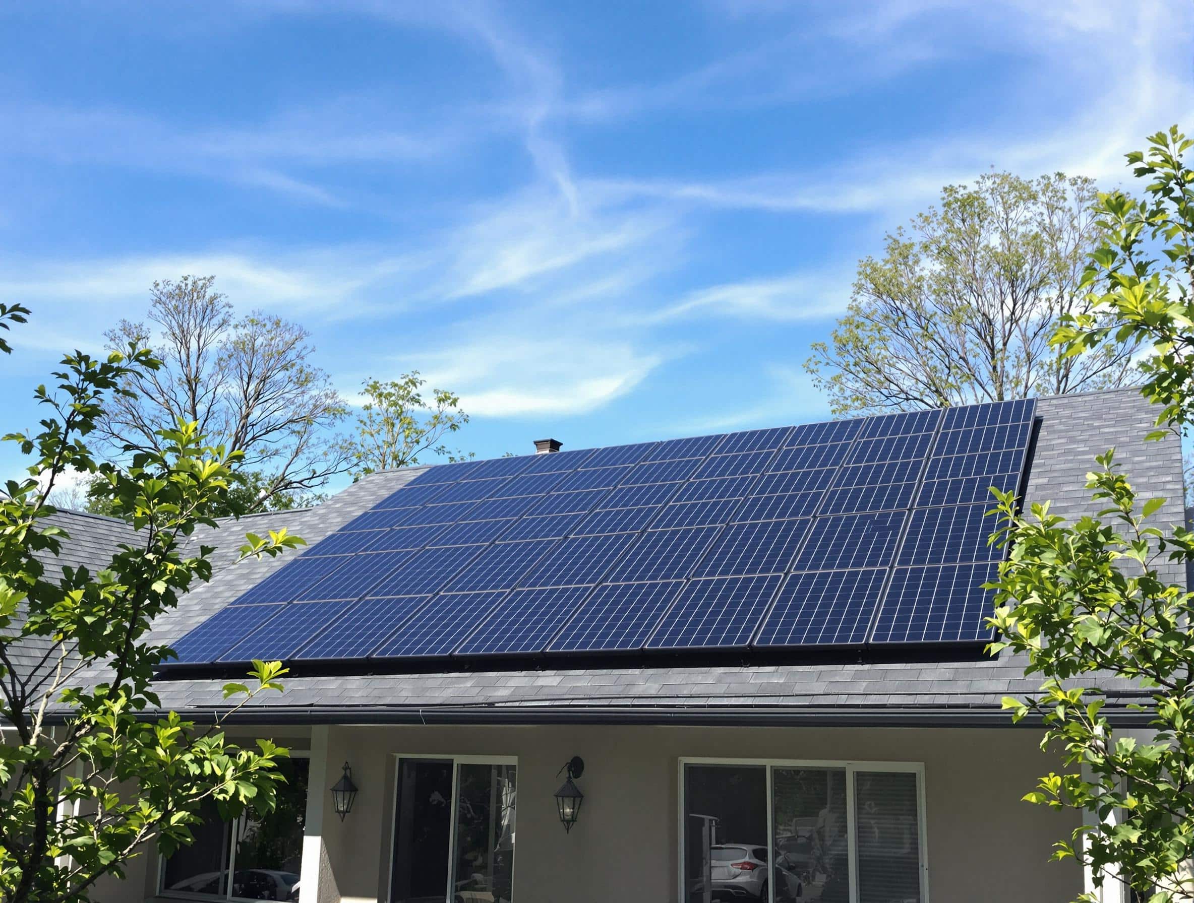 découvrez comment investir dans l'énergie solaire peut devenir une source de revenus rentable. apprenez les avantages économiques et écologiques de l'énergie solaire, des conseils sur l'installation, et des solutions adaptées à votre budget pour maximiser votre retour sur investissement.