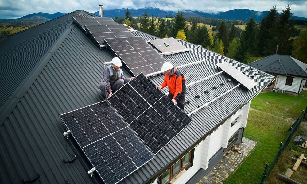 d&eacute;couvrez comment b&eacute;n&eacute;ficier de r&eacute;ductions et de subventions pour l'installation de panneaux solaires. profitez des aides financi&egrave;res pour investir dans l'&eacute;nergie solaire et r&eacute;duire vos factures d'&eacute;lectricit&eacute; tout en contribuant &agrave; la protection de l'environnement.