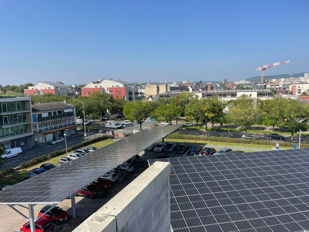 découvrez nos tarifs compétitifs pour les installations photovoltaïques non interconnectées. optimisez votre consommation d'énergie grâce à des solutions sur mesure adaptées à vos besoins. obtenez des conseils d'experts et économisez tout en préservant l'environnement.